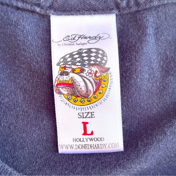 Ed Hardy t shirt M/L - Picture 8 of 8